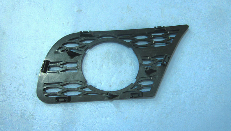 前保右侧雾灯格栅-1