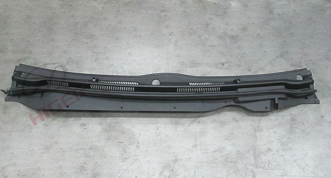 Front window cover assembly