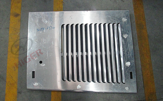 Side tail hatch door (right)