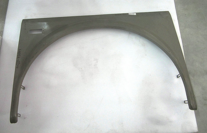 Wing plate (right rear)