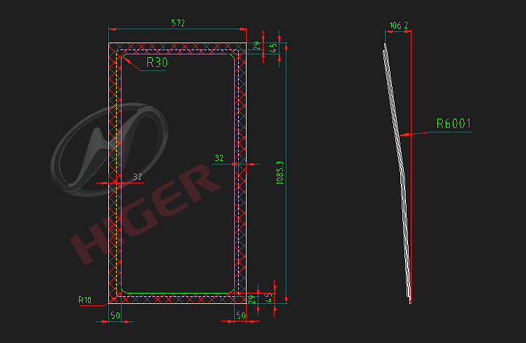 Fenêtre latérale (scellement creux gris devant la porte centrale)