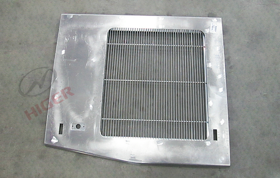 Side tail hatch door (right)