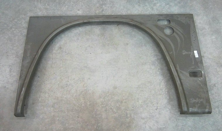 Крыло (справа спереди)