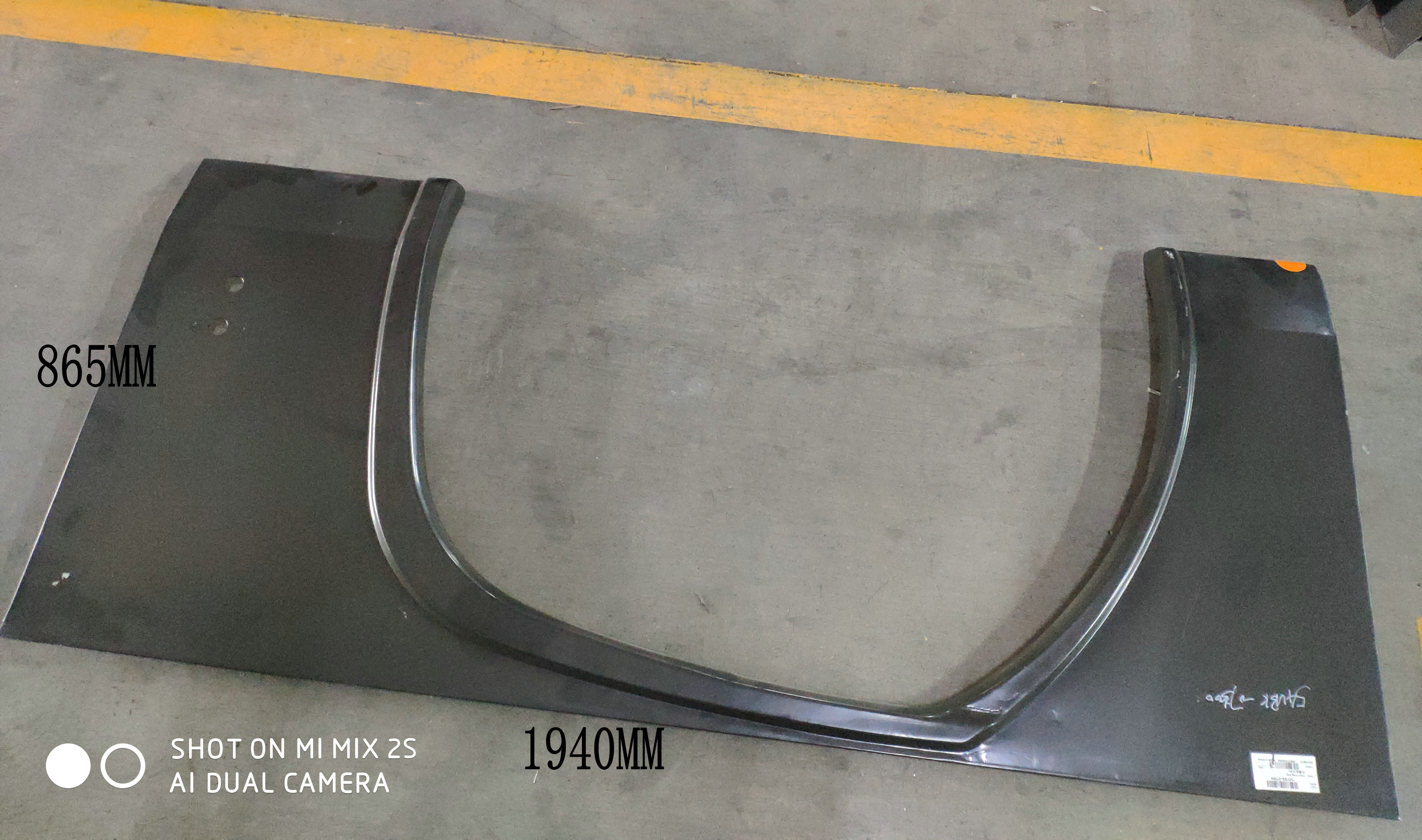 Plaque d'aile (à l'arrière droit)-1