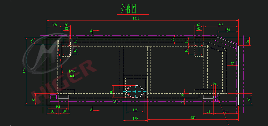Porte de la roue à l'hameçon (en avant à droite)