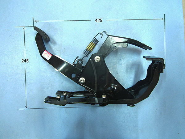 Brake pedal assembly (DK4 Tang teeth)