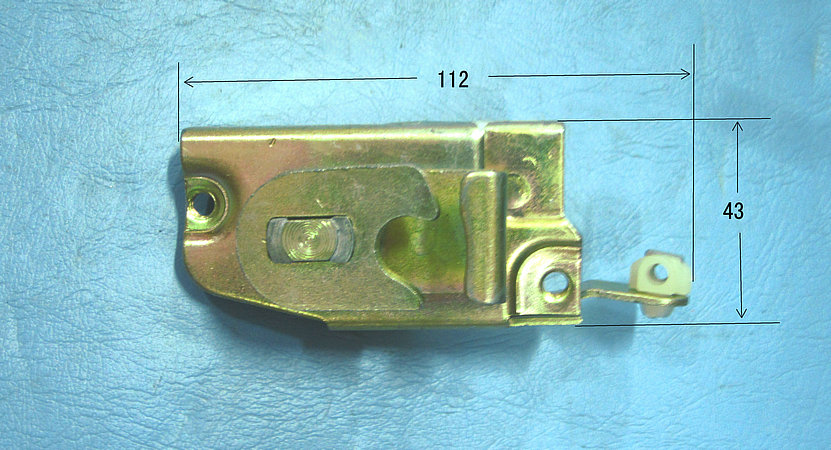 Locking machine (right)