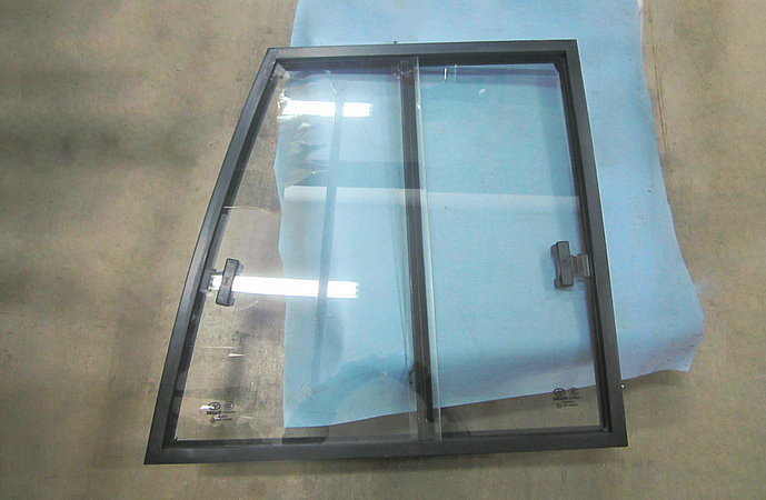 Fenêtre du conducteur (pousser et tirer le cadre en aluminium)-1