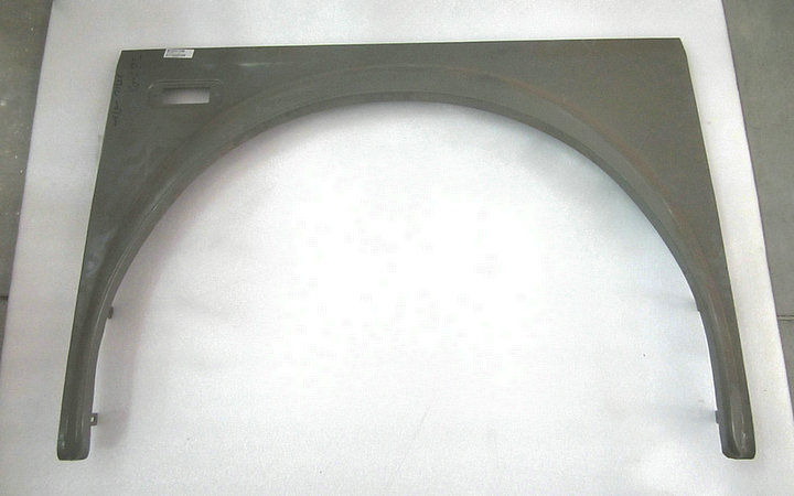 Wing plate (front left)-1