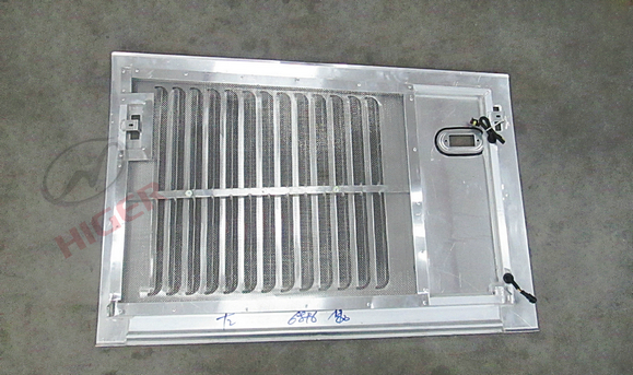 Porte d'écoutille latérale de la queue (à gauche/fil)-1