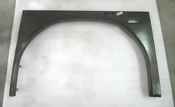 Wing plate (front left)-1