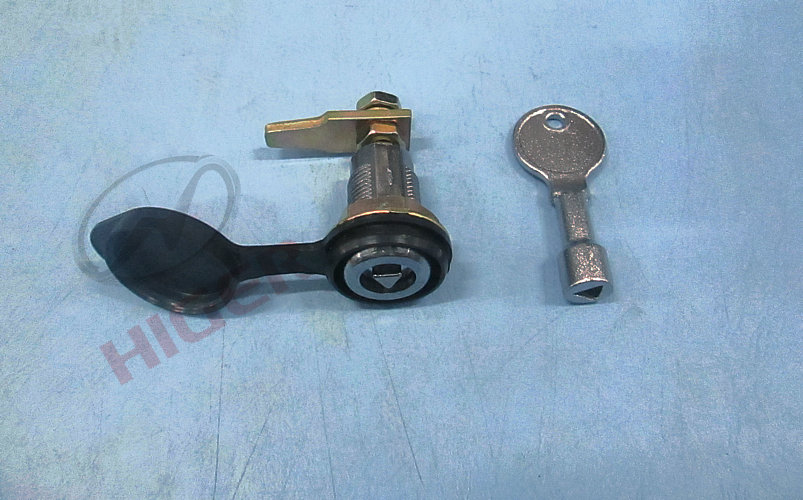 Door lock assembly (triangle rotating with cap)