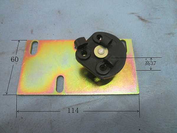 Механизм передачи (замок в четырех точках в багажном отделении)