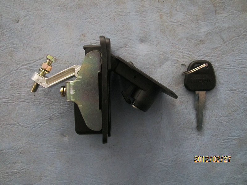 Biancang door long lock (including key)-1