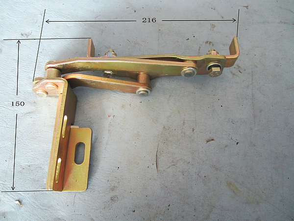 Charnière (quatre liens + à droite)