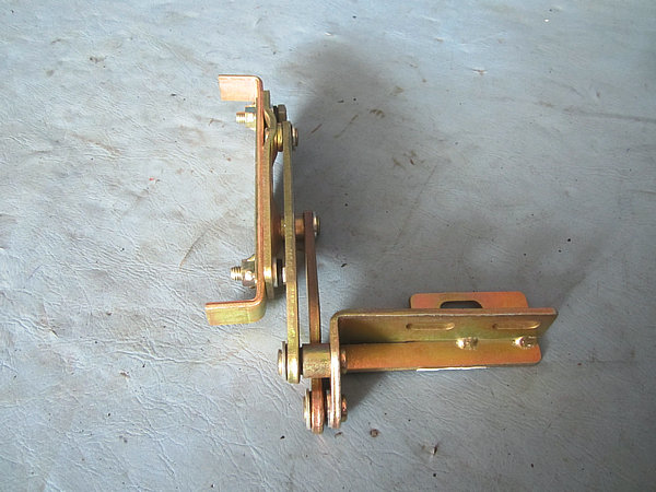 Hinge (four links + left)