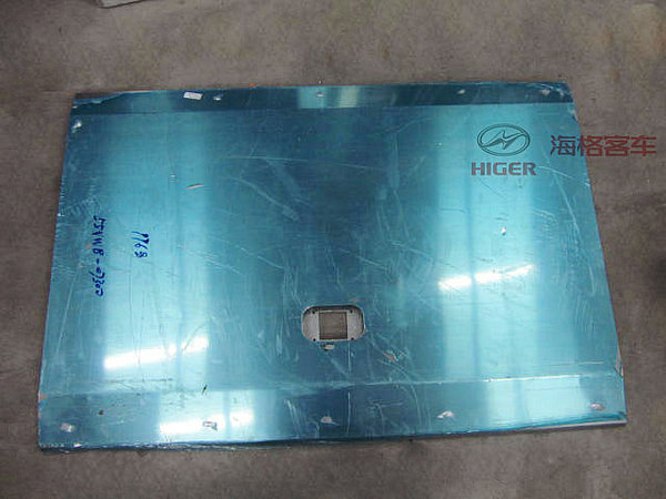 行李舱门(第一平移)-1