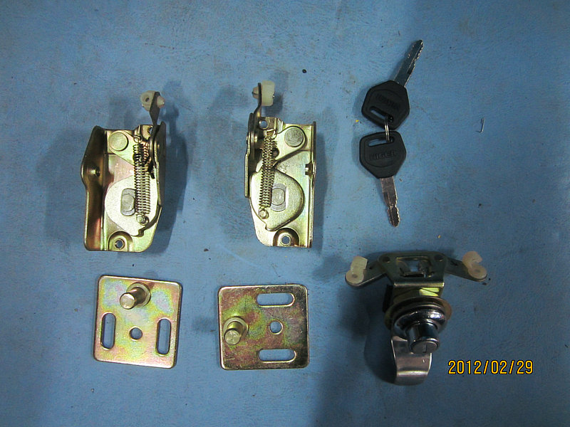 Back door lock-1