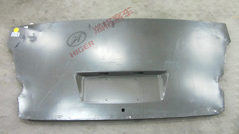 Rear hatch door (without heat dissipation hole)-1
