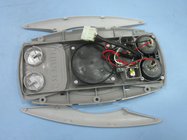 Air outlet (light gray adjustable eyes and double lamps)-1