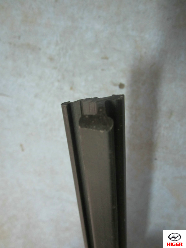 Réservoir à débit (710)