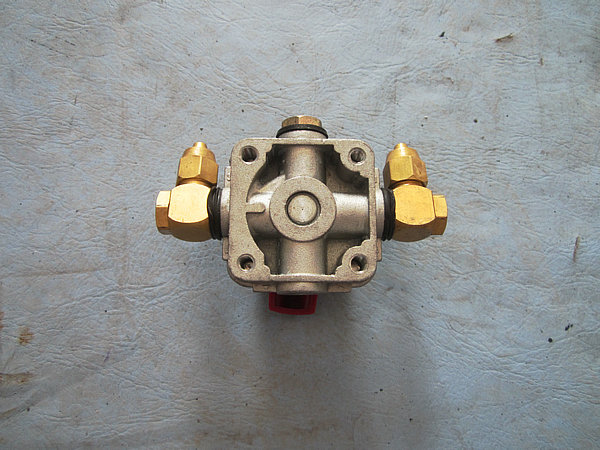 6110 Robinet à décharge rapide dans la voiture-1