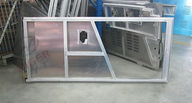 Door panel assembly (front passenger door)