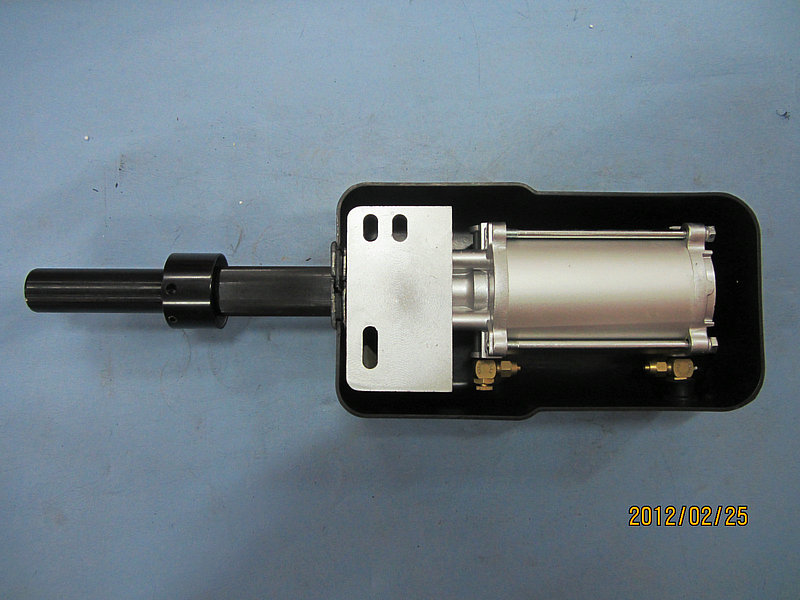 Montage de la pompe de porte