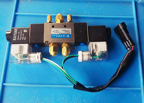 Vanne solénoïde de la pompe de porte-1