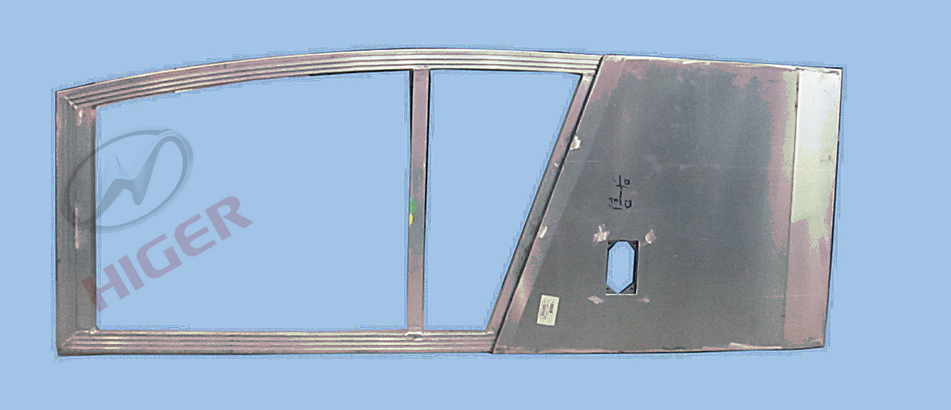 Door panel assembly (the front door has pneumatic step)