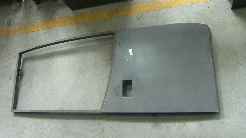 Panneau de porte (fer de porte avant)