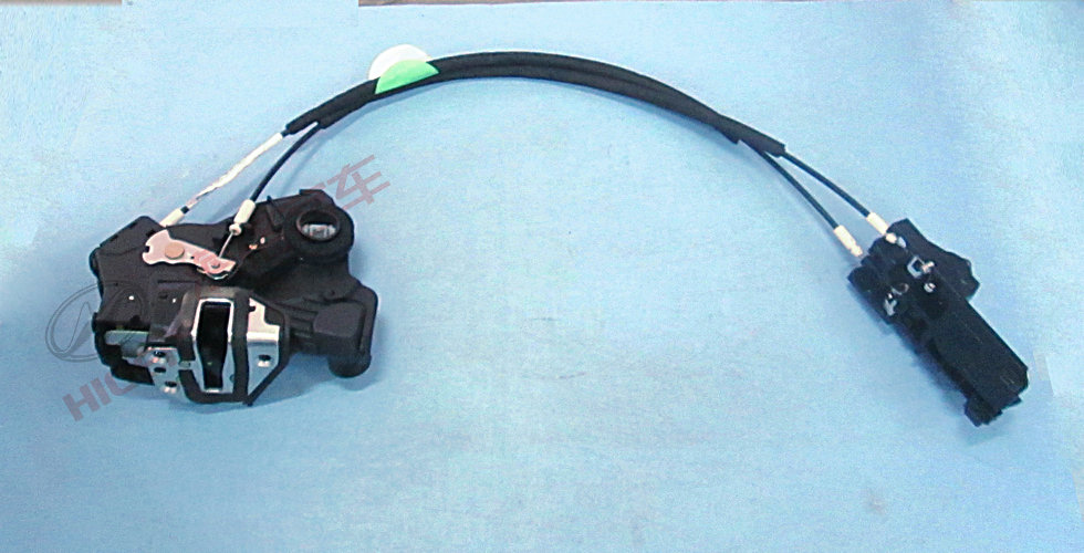 Door lock assembly (right front door)