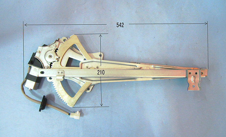 Glass lift assembly (right front door)