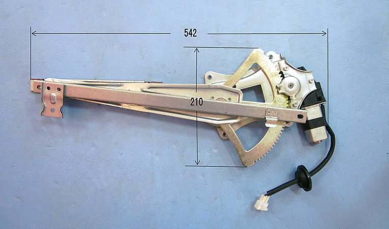 Lifter en verre (porte avant gauche)