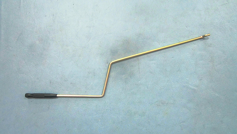 Assemblage du levier de verrouillage de la porte avant gauche