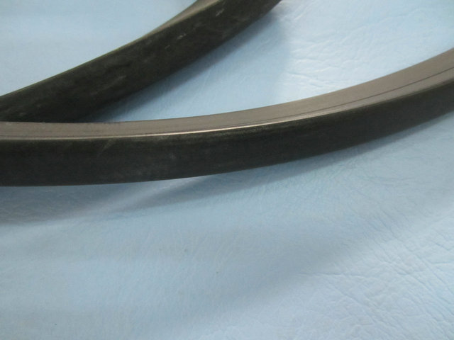 Bandes de colle (pièces agrafées en verre de porte battante)-1