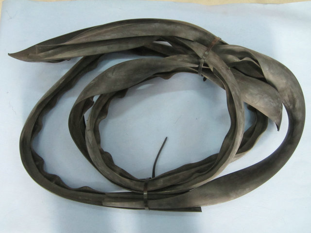 Sealing strip (middle door frame rubber)