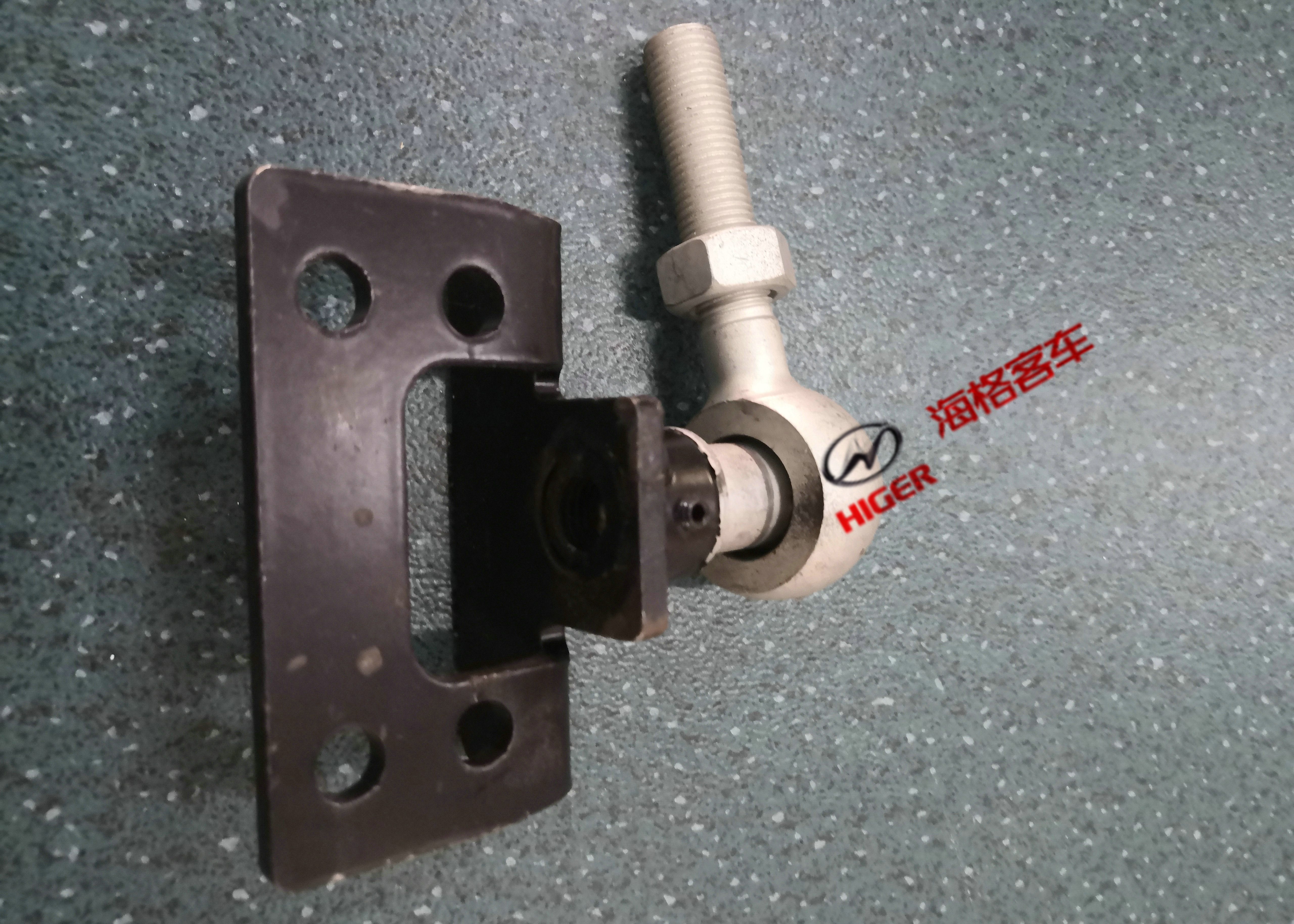 Assemblage de la tête de la bille supérieure du rack