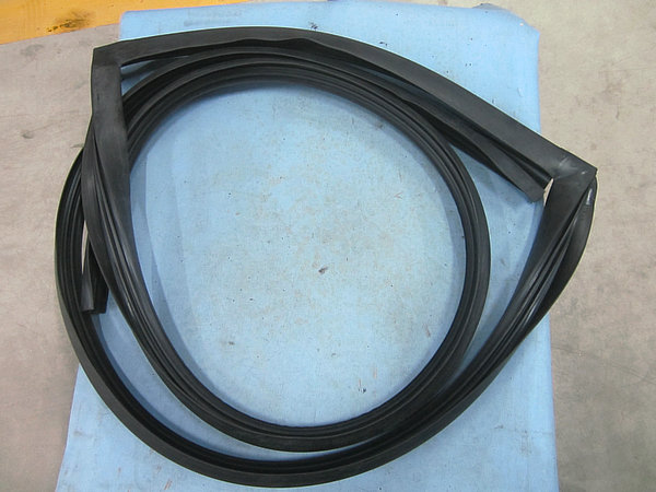 Glue strip (middle door frame sealing strip)-1