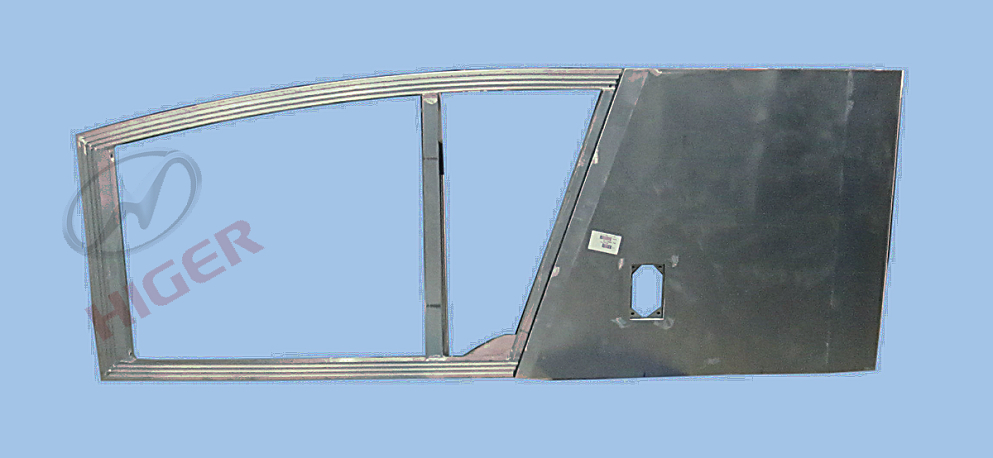 Door panel assembly (middle door)