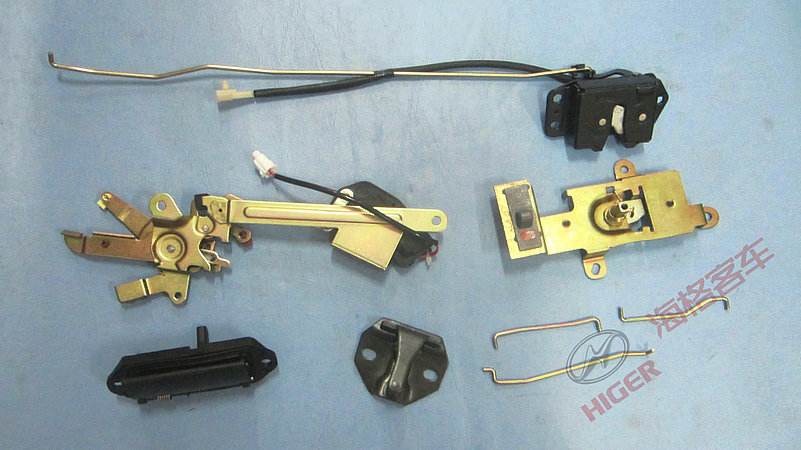 Замок в сборе (задняя дверь)