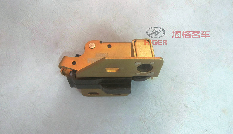 Вспомогательный замок на задней двери-1