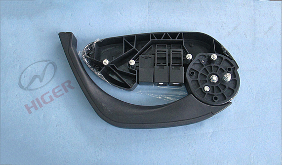 Left hand armrest (right seat)