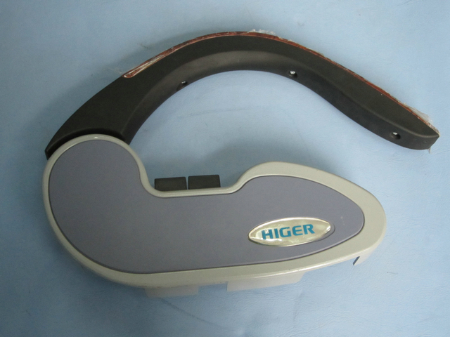 Left seat armrest assembly