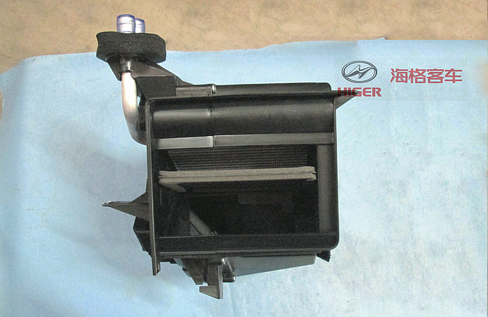 Air conditioning and air heating device assembly (air heater)-1