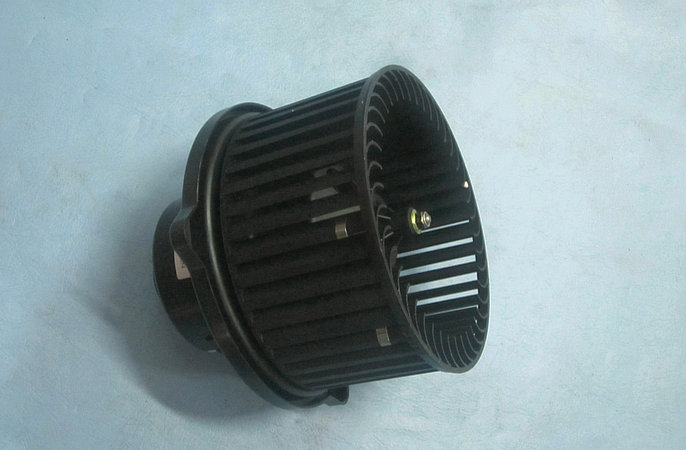 Montage du ventilateur avant CVC-1