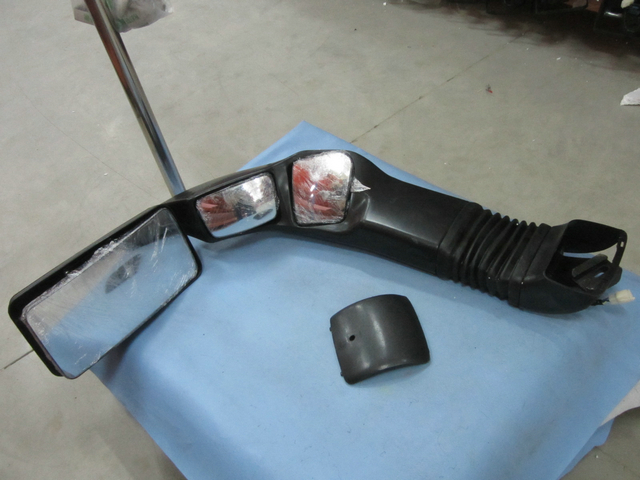 Rearview mirror (Guangdong. imitation plum electric right piece)