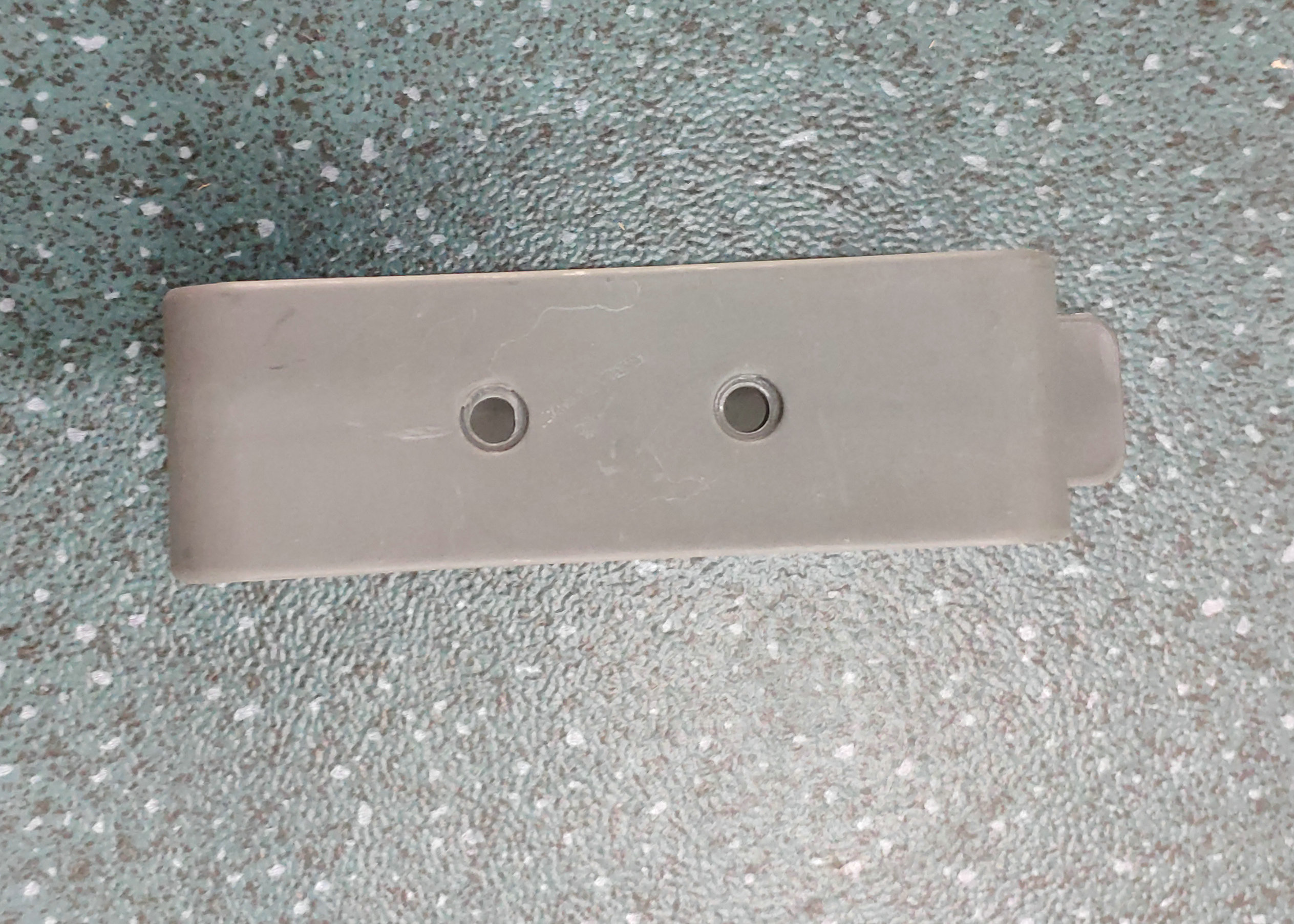 Middle curtain hook (close dark gray)