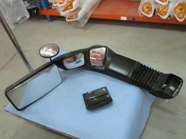 Exterior rearview mirror (Morning Light Electric Right-Belt Defrost)-1