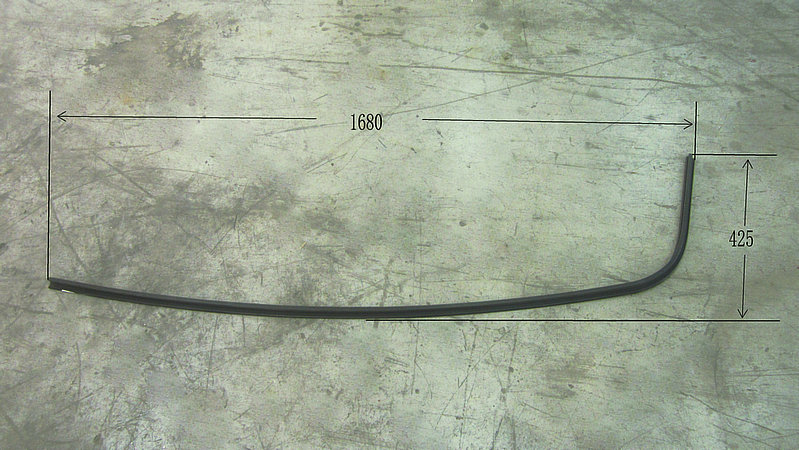 Flowing tank (front right)